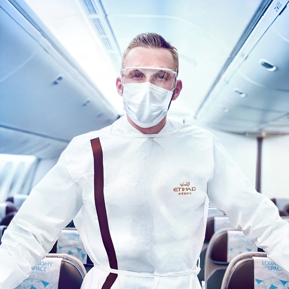 Etihad prima al mondo a vaccinare 100% della crew