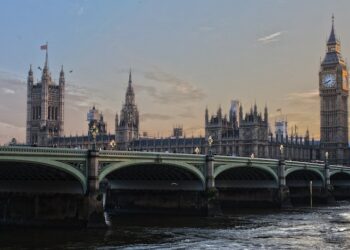 Boom M&A in Uk, investiti 4,14 mld £ in hotel nel 2021 (+84%)