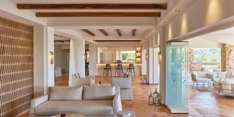 Conrad Chia Laguna Sardinia, prenotazioni Usa al 20%