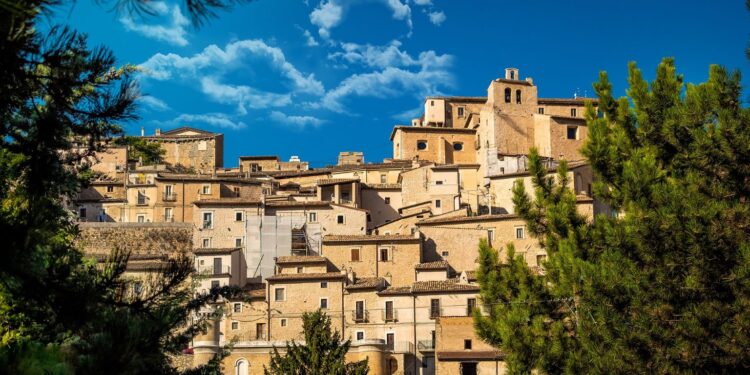 Pnrr, un miliardo per il rilancio di 250 borghi in Italia