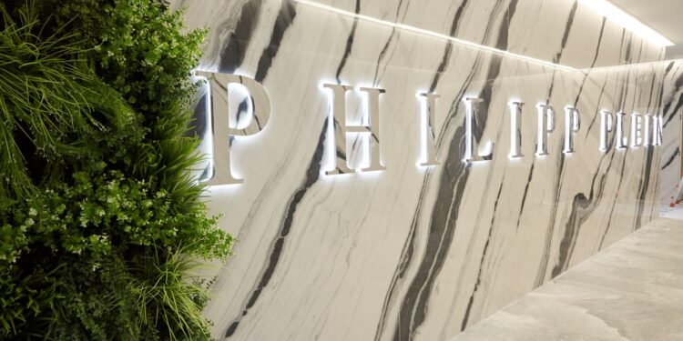 Plein torna nell’ospitalità: al via luxury apartment