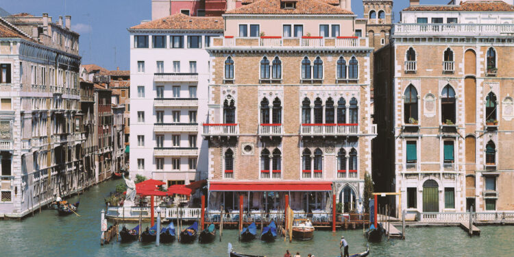 Rosewood fa tris in Italia: si aggiudica l’Hotel Bauer a Venezia