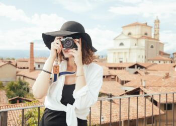 Estate, si prevedono 190 mln di presenze in Italia (-12% sul 2019)