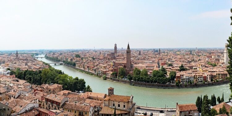 Amedia Hotel compra immobile a Verona per 7,4 milioni di euro