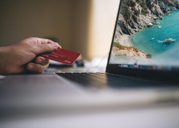 Corre il booking ‘diretto’: a fine maggio +117% sul 2019 (Ota a +37%)