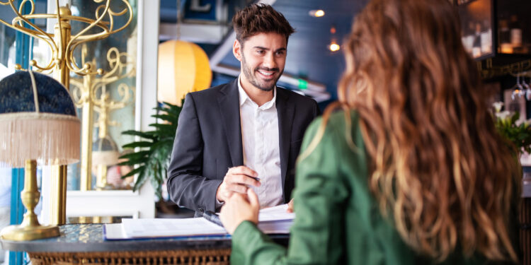 A maggio, ricavi hotel nel mondo a -10% su 2019 (Italia a +7%)