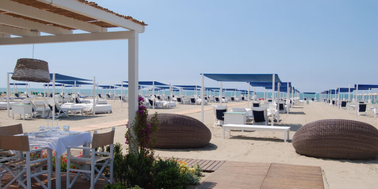 Esperimento ‘no season’: a Forte dei Marmi bagni aperti fino a novembre