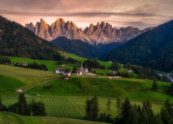 Euregio Plus lancia fondo da 120 mln per sviluppo turismo Alto Adige