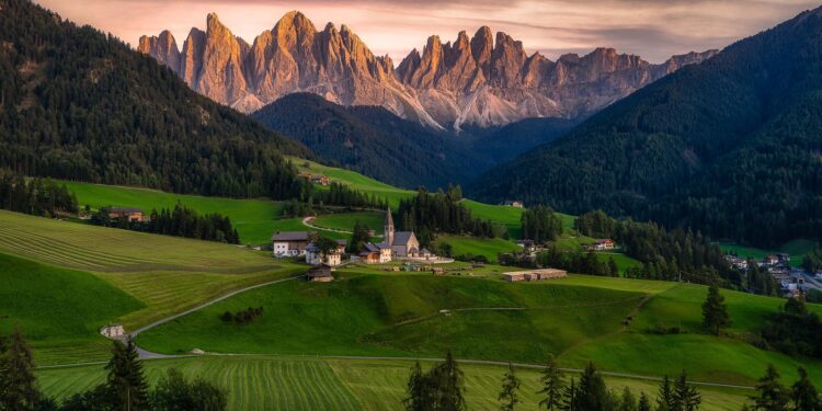 Euregio Plus lancia fondo da 120 mln per sviluppo turismo Alto Adige