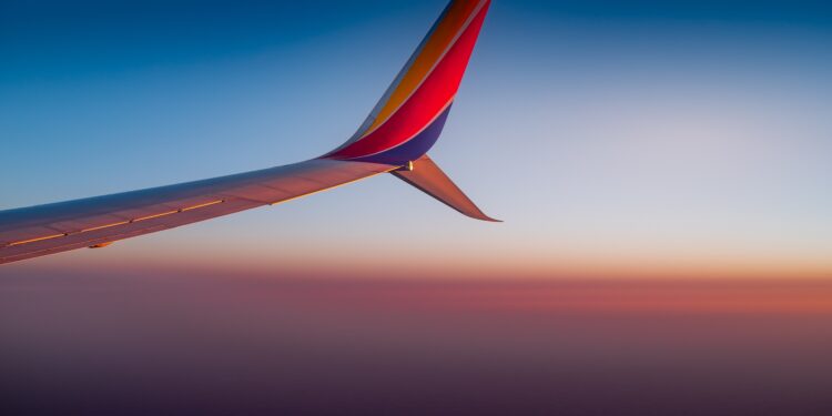 Delta: “La recessione ci sarà. Ma la domanda per i viaggi non rallenta”