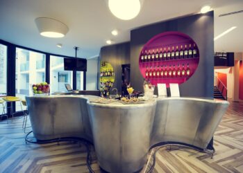 Mercure post-restyling, hub rinnovato per scoprire Firenze
