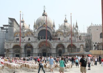 Estate 2023 con il botto. In Italia aumento del 32% dei turisti internazionali