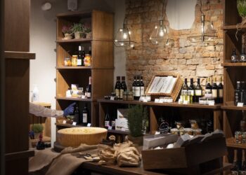 Nuovo concept che unisce viaggi e retail nello store Autentico Milano