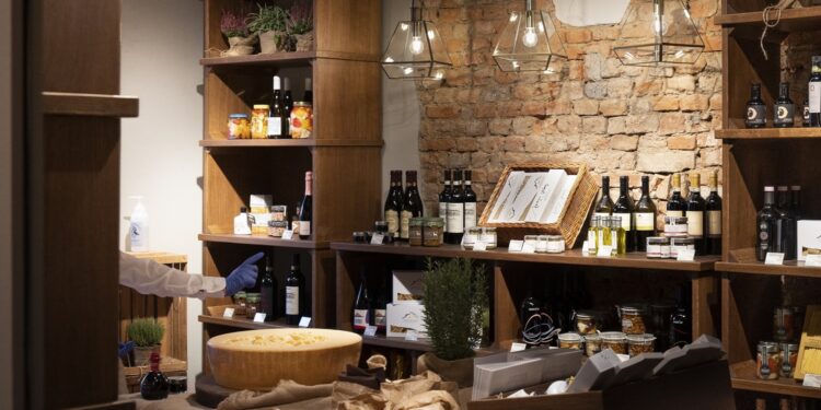 Nuovo concept che unisce viaggi e retail nello store Autentico Milano