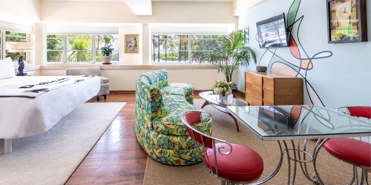 Melpignano si aggiudica la gestione del Pelican Hotel a Miami