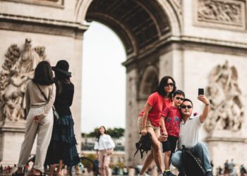 Da lunedì 6 febbraio ripartono i tour cinesi. Ma non in Italia