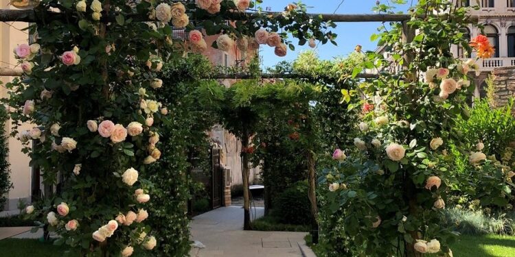 Terminato il restauro di Madama Garden Retreat a Venezia