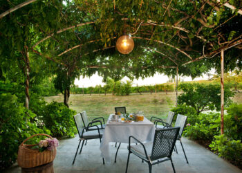 Rinnovato l’hotel Castello di Buttrio in Friuli, con agriturismo e cantina vinicola
