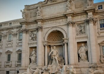 Fontana di Trevi a Roma