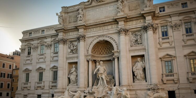 Fontana di Trevi a Roma