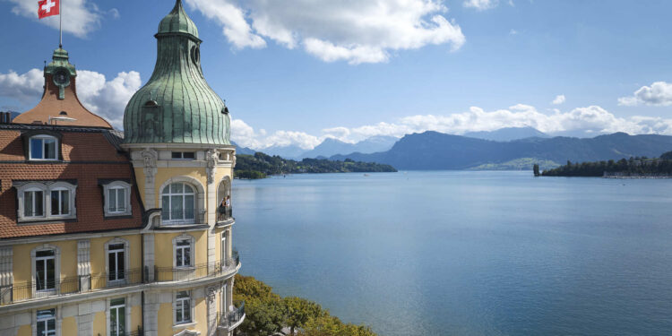 Mandarin Oriental, Hyndman e Cefalú alla guida di hr e development