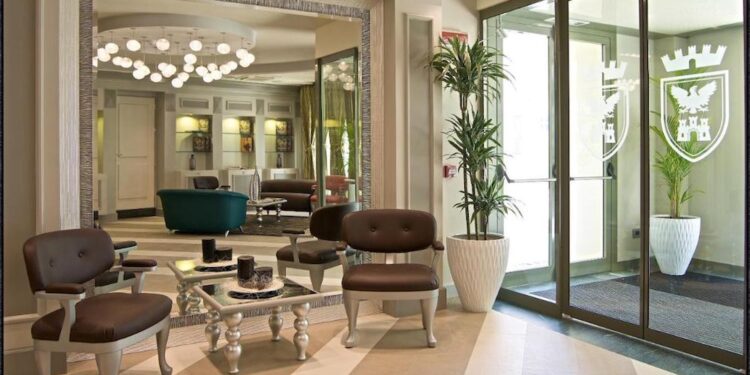 Bw Signature Collection Hotel Centrale Tirano