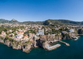 Mediterraneo Sorrento, la quinta stella spinge i ricavi a +40% sul 2019