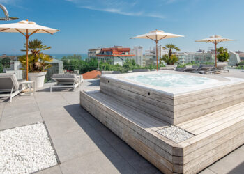 Monaco Suites Hotel di Lignano Sabbiadoro sceglie Jacuzzi per il wellness