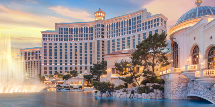 Realty Income compra per 950 mln $ una quota del Bellagio Las Vegas