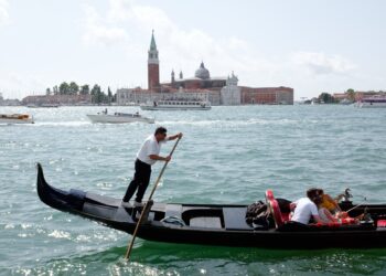 Il turismo salva il Pil: supera i 50 mld la spesa degli stranieri in Italia
