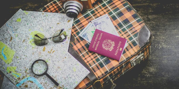 Il passaporto italiano scala la vetta dei più ‘forti’ al mondo