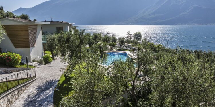 Blu Hotels, svelate le due acquisizioni: sul lago di Garda e Dolomiti