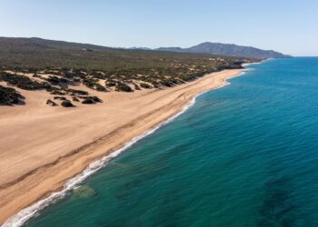 Le Dune Piscinas in Sardegna diventa 5 stelle. F&b dello stellato Fabio Ciervo