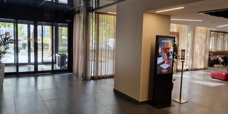 Retex e Gruppo Una, progetto digital signage nei ristoranti Una Cucina