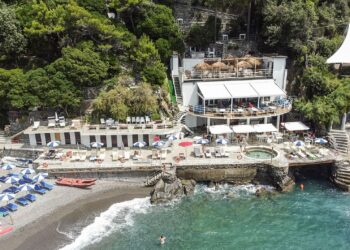 R Collection verso i 40 mln nel 2024. Due beach club e poi le città d’arte
