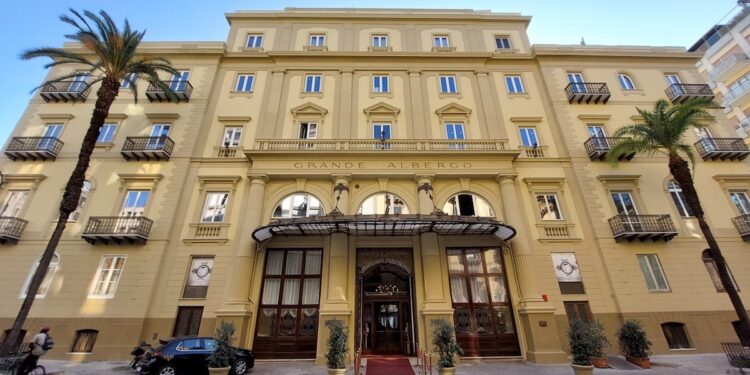 Mangia’s, primo step nei ‘5 stelle urban’ con Grand Hotel et Des Palmes