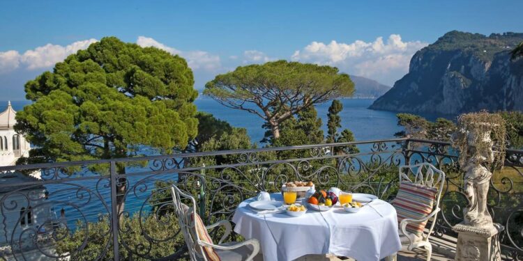 Luxury Villa Excelsior Parco a Capri premiato dai Tripadvisor Awards