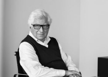 Il patron di Prada acquista un palazzo ad Arezzo. In arrivo un 5 stelle?
