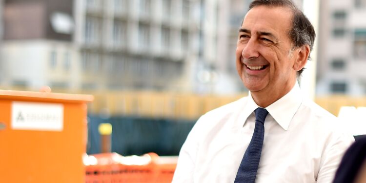 Milano rilancia sulla tassa di soggiorno: “Per hotel di lusso 10 euro al giorno”