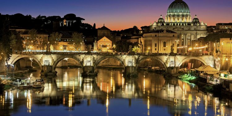 Tassa di soggiorno in Italia a 976 mln € nel 2024. Lazio al top per incassi