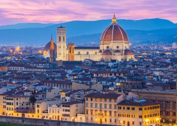 Ospitalità in Italia a 37,8 mld € (+5%). L’e-commerce frena la corsa