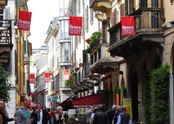 Milano Design Week, affitti brevi triplicati. Per un bilocale 4.570 euro