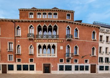 Starhotels, finanziamento da 350 milioni di euro per il piano di espansione