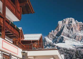 The Begin rileva un albergo nelle Dolomiti e porta il Mice in alta quota