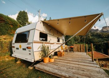 Niente più ‘autorizzazione paesaggistica’ per casette mobili e caravan
