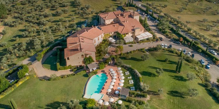 Soges vende Borgo di Cortefreda e ne tiene la gestione. Il futuro è asset light