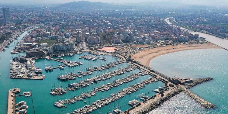 I crediti bancari al turismo crescono più che in altri settori. Primo trimestre a +20%
