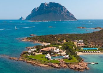La brasiliana Jhsf debutta in Sardegna con il luxury resort Fasano