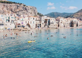 Ministero Turismo: “Da noi tariffe più competitive che in Spagna e Grecia in agosto”
