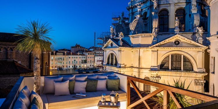 Transazioni immobiliari, nel terzo trimestre l’hospitality frena (-40%)